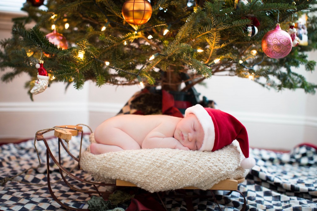 Christmas Newborn Photo Ideas
